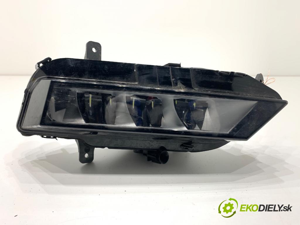 SKODA KAMIQ SUV 2024 85 kW 1.0 TSI 999 Hmlové svetlo, hmlovka pravy predný 657941700A