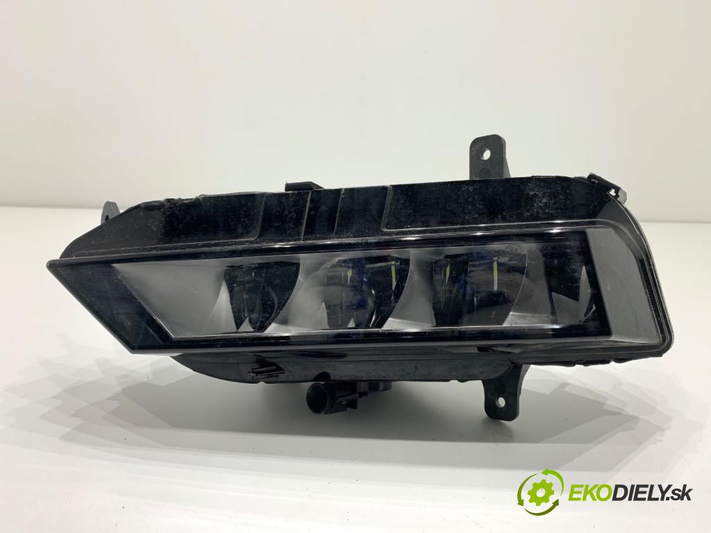 SKODA KAMIQ SUV 2024 85 kW 1.0 TSI 999 Hmlové svetlo, hmlovka ľavy predný 657941699A
