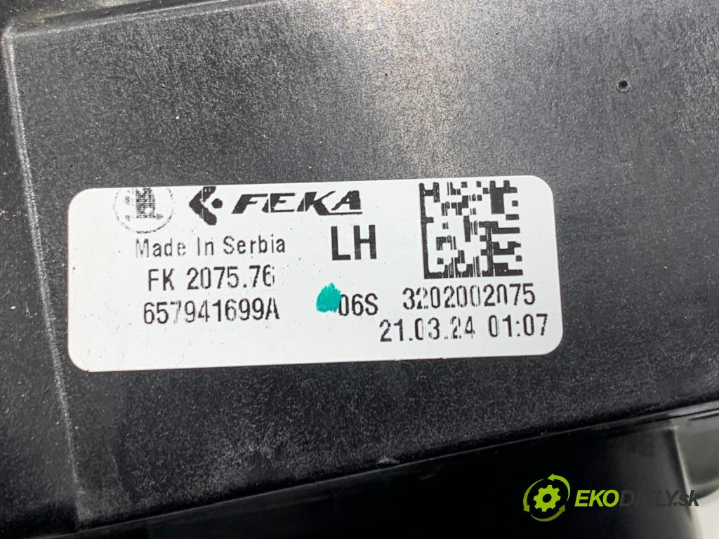 SKODA KAMIQ SUV 2024 85 kW 1.0 TSI 999 Hmlové svetlo, hmlovka ľavy predný 657941699A