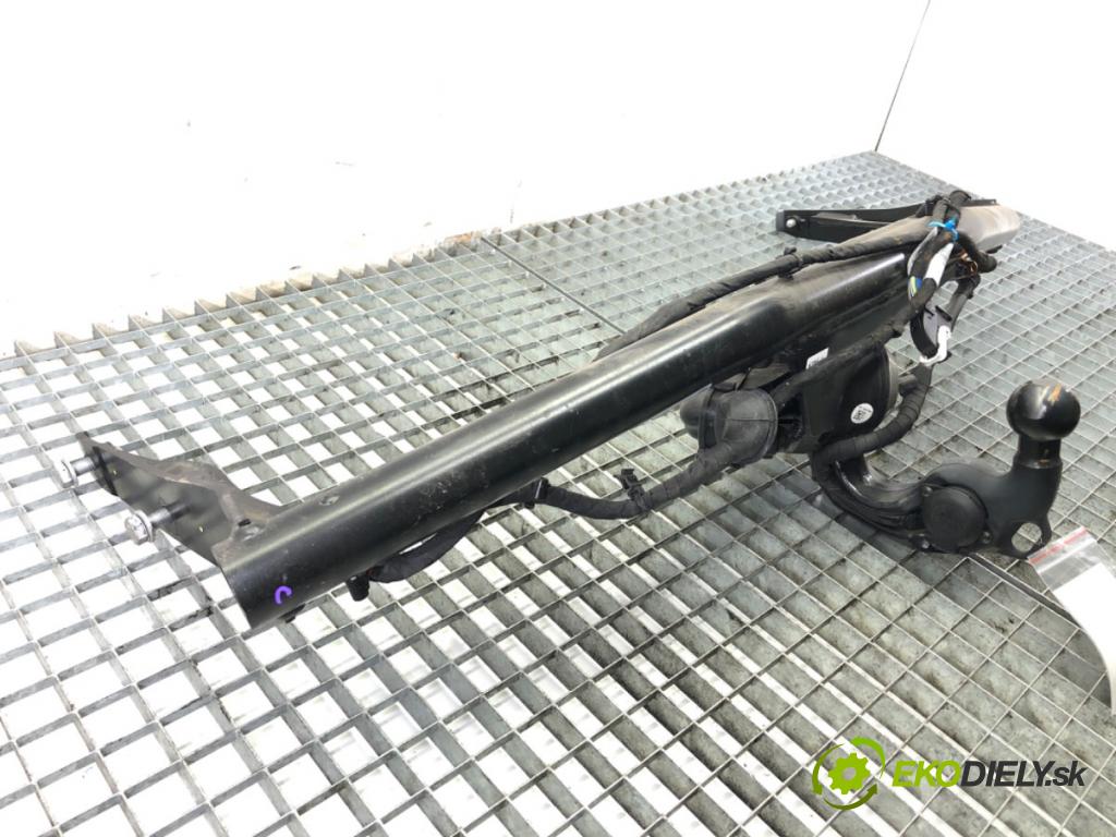 SKODA KAMIQ SUV 2024 85 kW 1.0 TSI 999 Hák tažné zařízení 658803881 (Tažné zařízení)