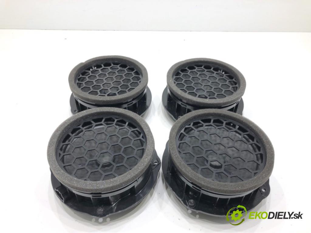 SKODA KAMIQ SUV 2024 85 kW 1.0 TSI 999 reproduktory 3V0035411J 2G0035411