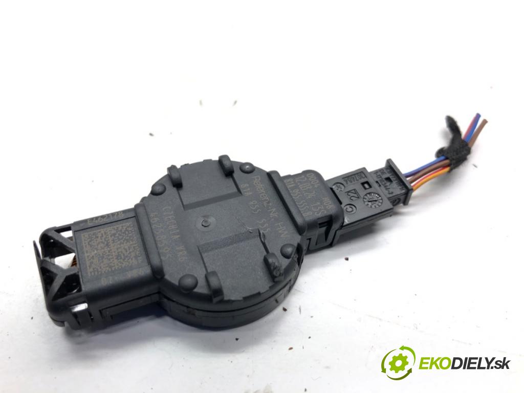 SKODA KAMIQ SUV 2024 85 kW 1.0 TSI 999 Snímač dažďa 81A955555B (Snímač dažďa)