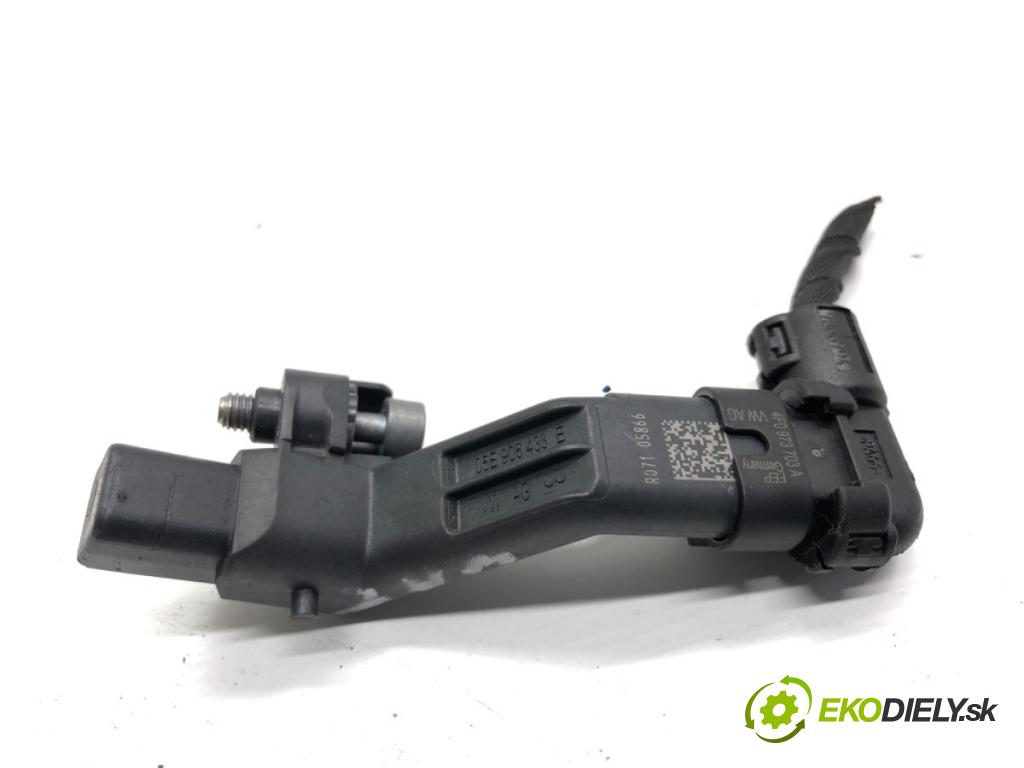 SKODA KAMIQ SUV 2024 85 kW 1.0 TSI 999 Snímač pozície hriadeľa kľukového 05E906433E (Snímač polohy kľukového hriadeľa)