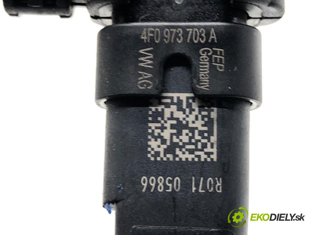 SKODA KAMIQ SUV 2024 85 kW 1.0 TSI 999 Snímač pozície hriadeľa kľukového 05E906433E (Snímač polohy kľukového hriadeľa)