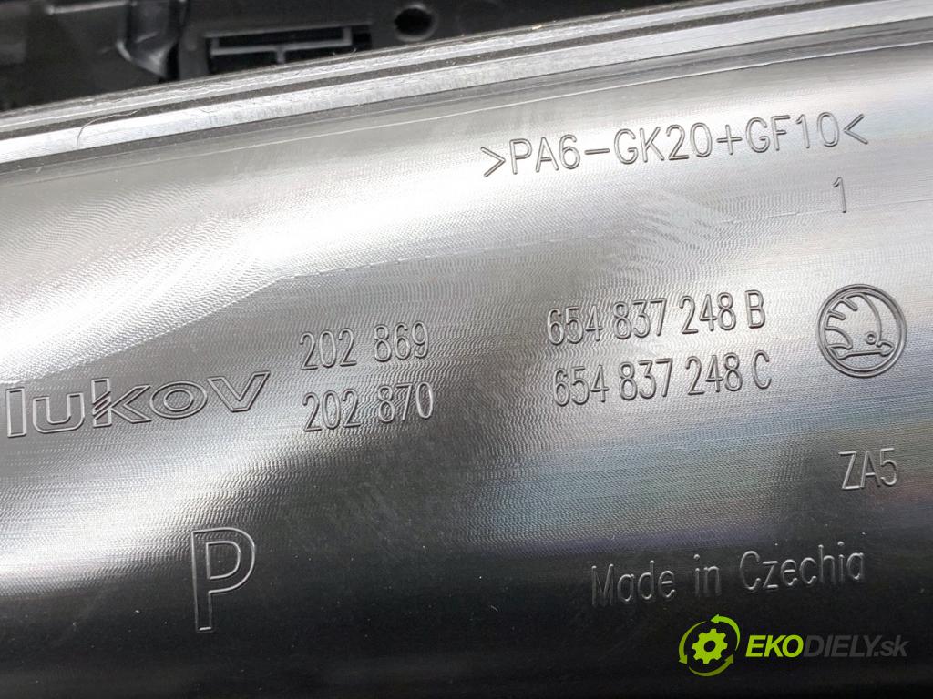 SKODA KAMIQ SUV 2024 85 kW 1.0 TSI 999 čalúnenie Dvere pravy predný
