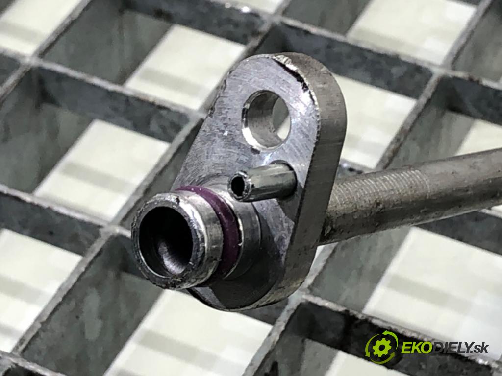 SKODA KAMIQ SUV 2024 85 kW 1.0 TSI 999 rúrka klimatizace 2Q1816741H (Trubka klimatizace)