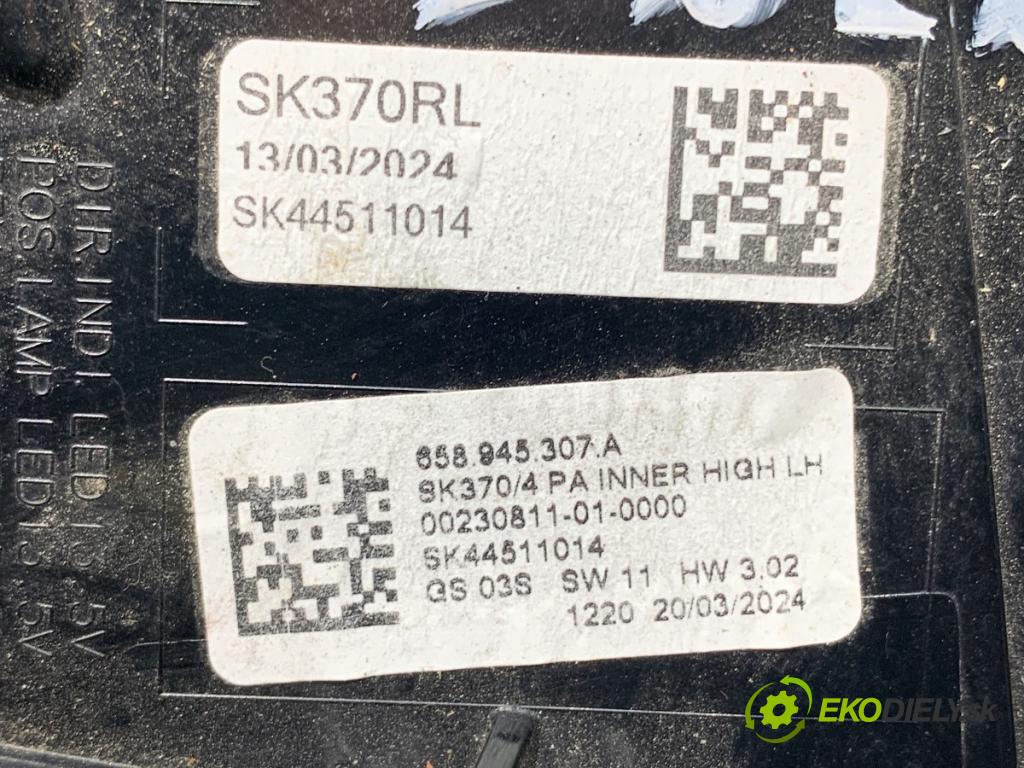 SKODA KAMIQ SUV 2024 85 kW 1.0 TSI 999 světlo zadní část levá strana vnitřní 658945307A (Klika dveří ostatní)