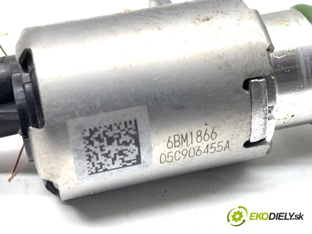 SKODA KAMIQ SUV 2024 85 kW 1.0 TSI 999 Snímač variabilný fázy 05C906455A (Snímač)