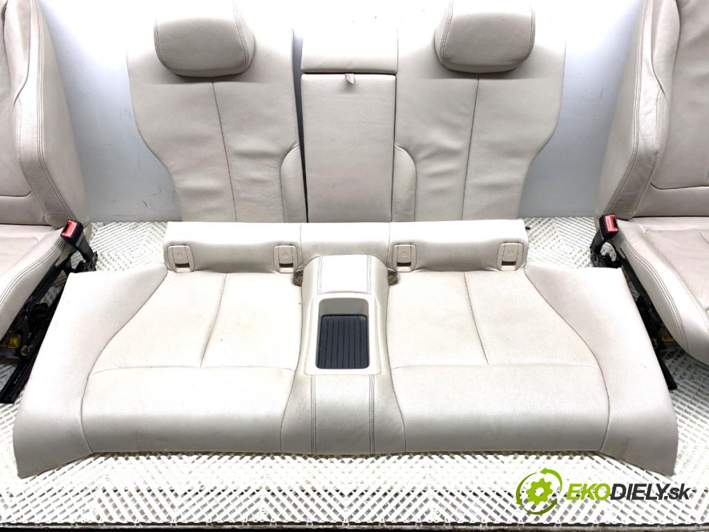 BMW F32 coupe 2014 135 kW 420 d xDrive 1995 Sedadlá, sedačky Sedadlo bočné