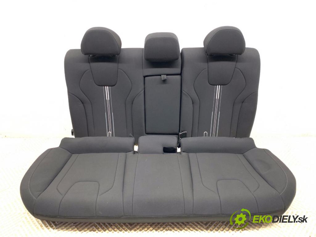 HYUNDAI ELANTRA VII sedan 2023 90 kW 1.6 1598 Sedadlo druhý rad 