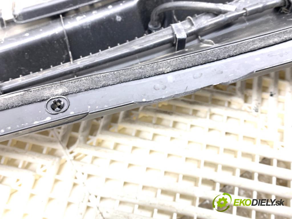 HYUNDAI ELANTRA VII sedan 2023 90 kW 1.6 1598 Torpédo, plast pod čelné okno 86150-AA000 (Torpédo (plast pod čelným sklom))