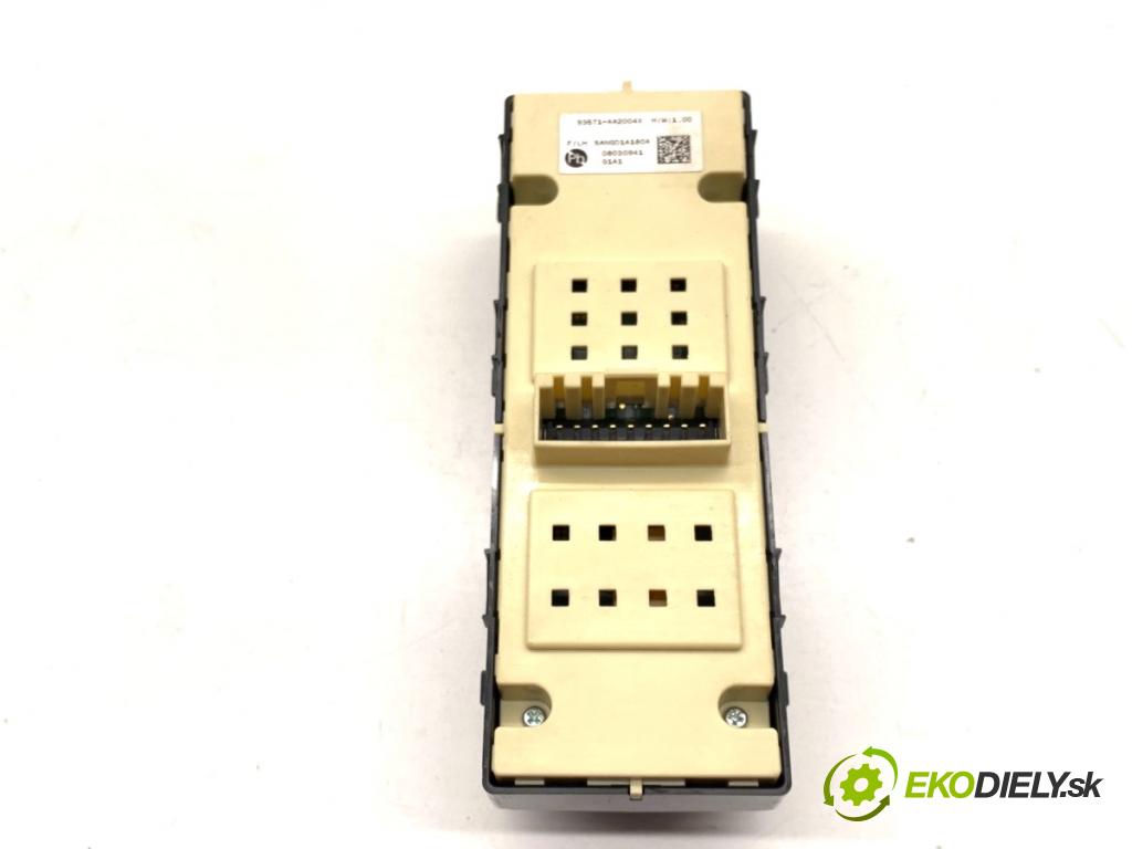 HYUNDAI ELANTRA VII sedan 2023 90 kW 1.6 1598 Prepínač okien 93571-AA200 (Prepínacie páčky pod volantom)