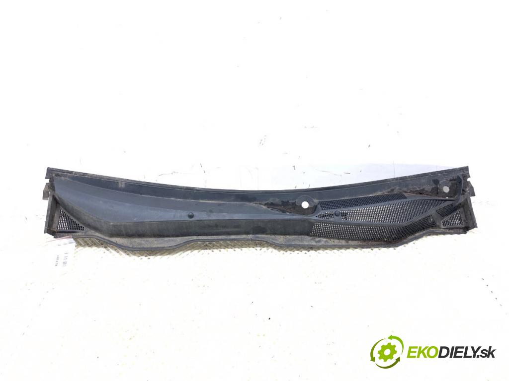 OPEL ASTRA H Kombi 2007 74 kW 1.9 CDTI (L35) 1910 Torpédo, plast pod čelné okno 24463382 (Torpédo (plast pod čelným sklom))