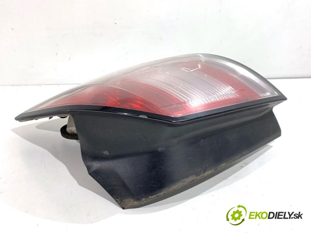 OPEL ASTRA H Kombi 2007 74 kW 1.9 CDTI (L35) 1910 Svetlo pravy zad 13223674