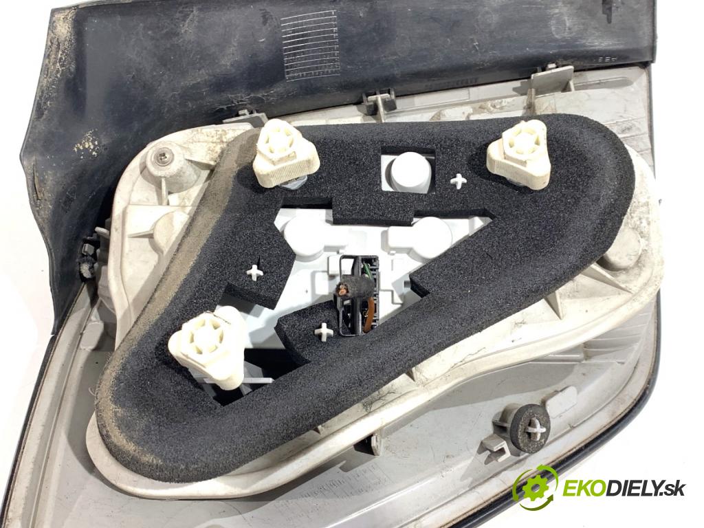 OPEL ASTRA H Kombi 2007 74 kW 1.9 CDTI (L35) 1910 Svetlo pravy zad 13223674