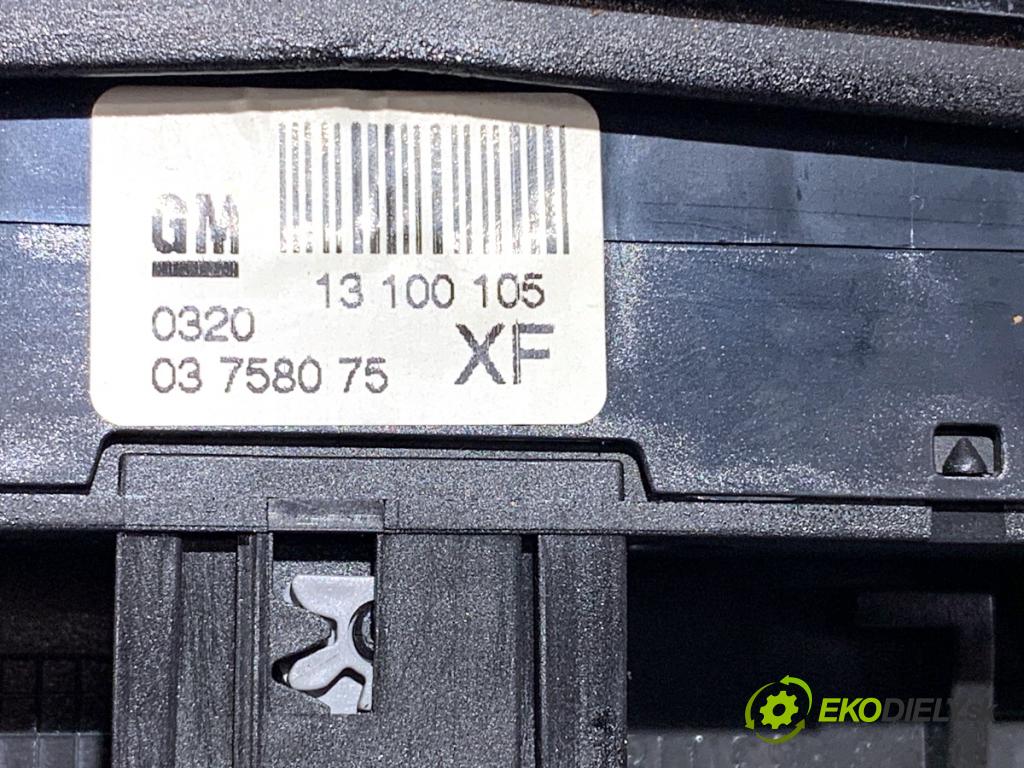 OPEL ASTRA H Kombi 2007 74 kW 1.9 CDTI (L35) 1910 Mriežky kúrenia predný 13100105