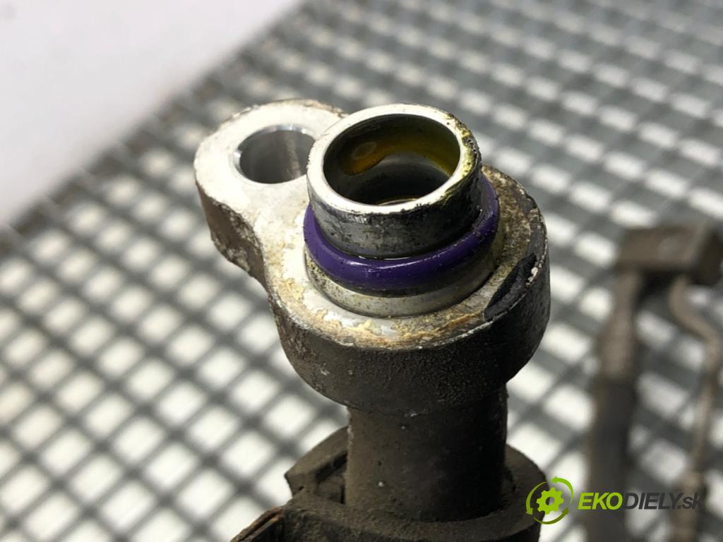 OPEL ASTRA H Kombi 2007 74 kW 1.9 CDTI (L35) 1910 rúrka klimatizace  (Trubka klimatizace)