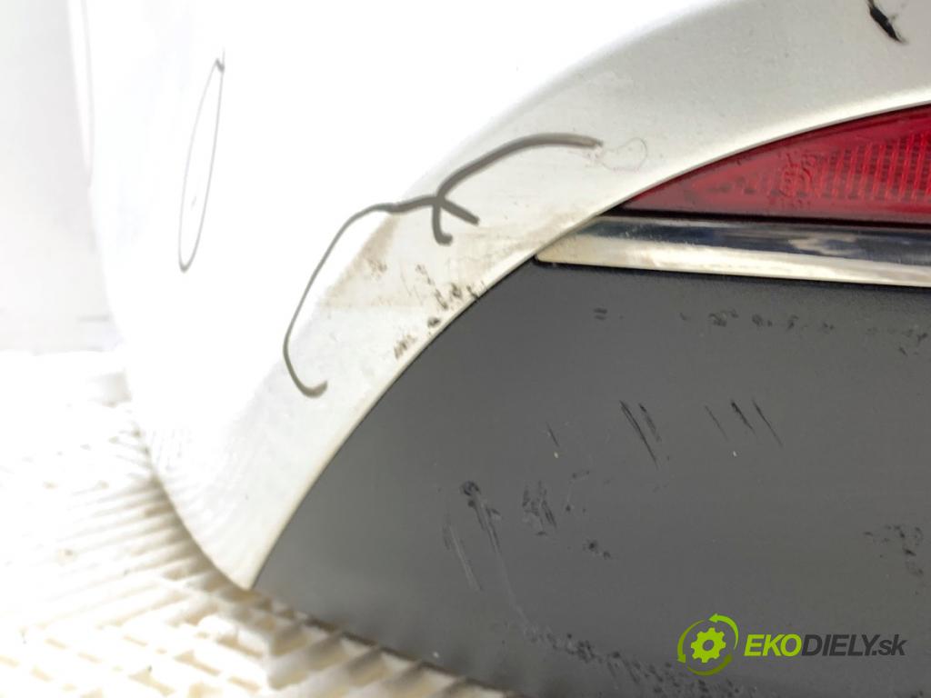 KIA OPTIMA sedan 2016 104 kW 1.7 CRDi 1685 Nárazník zad (Kľučka dverí ostatné)