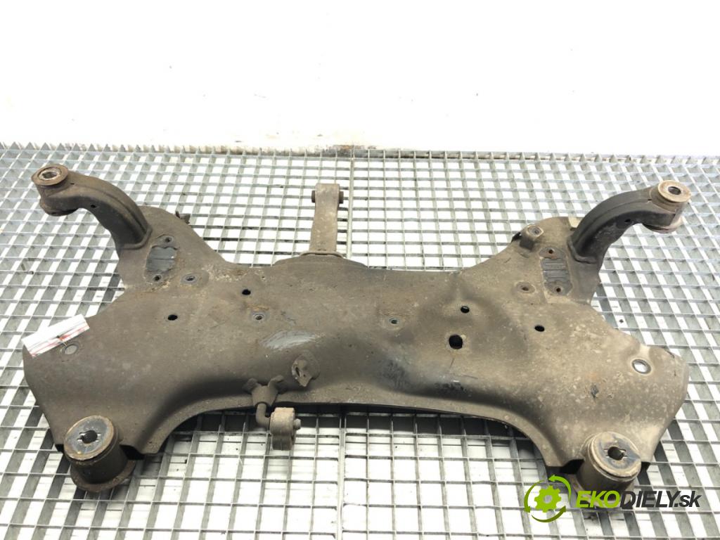 KIA OPTIMA sedan 2016 104 kW 1.7 CRDi 1685 výztuha pod motor  (Přední výztuha)