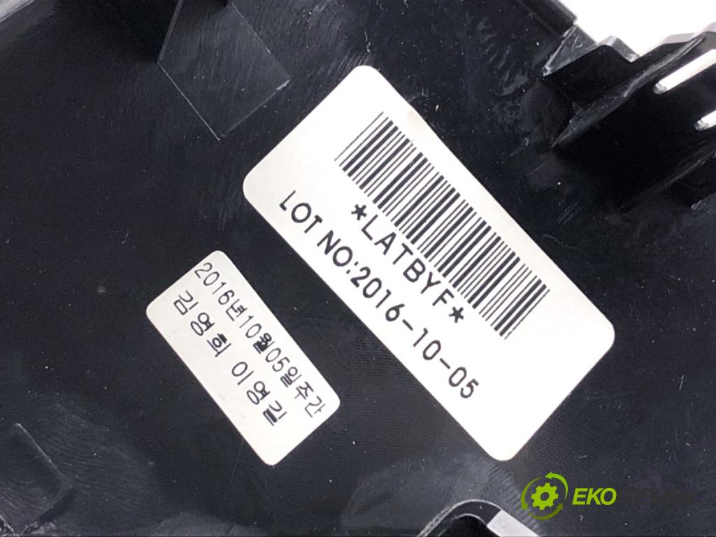 KIA OPTIMA sedan 2016 104 kW 1.7 CRDi 1685 Držiak na nápoje 84625-D4000 (Držiak (úchyt) na nápoje)