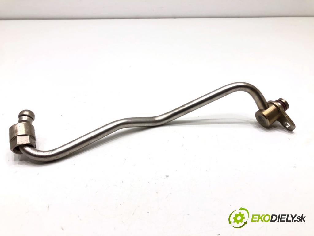 SKODA SUPERB III Kombi 2023 110 kW 2.0 TDI 1968 rúrka turba 05L145771A (Hadica turbodúchadla)