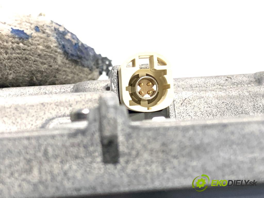 CITROEN C4 PICASSO II nadwozie wielkoprzestrzenne (MPV) 2017 88 kW 1.6 BlueHDi 120 1560 Dislpej 9813040980 (Prístrojová doska)