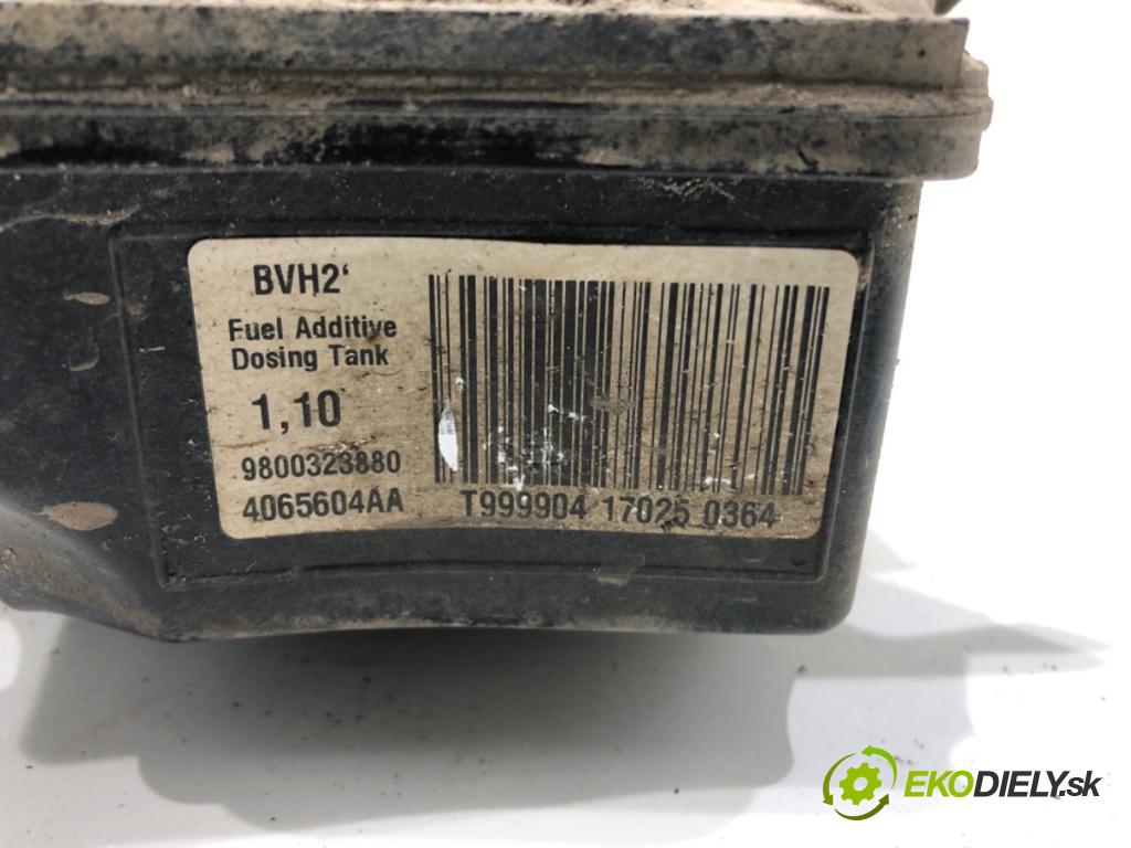 CITROEN C4 PICASSO II nadwozie wielkoprzestrzenne (MPV) 2017 88 kW 1.6 BlueHDi 120 1560 Obal filtra paliva 9800323880 (Obal palivového filtra)