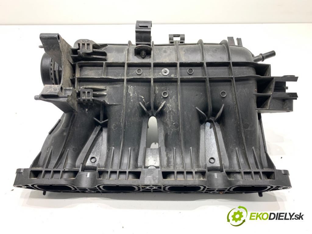 VW GOLF VII Kombi 2019 96 kW 1.5 TSI 1495 potrubí sání 05E129709F (Sací potrubí)