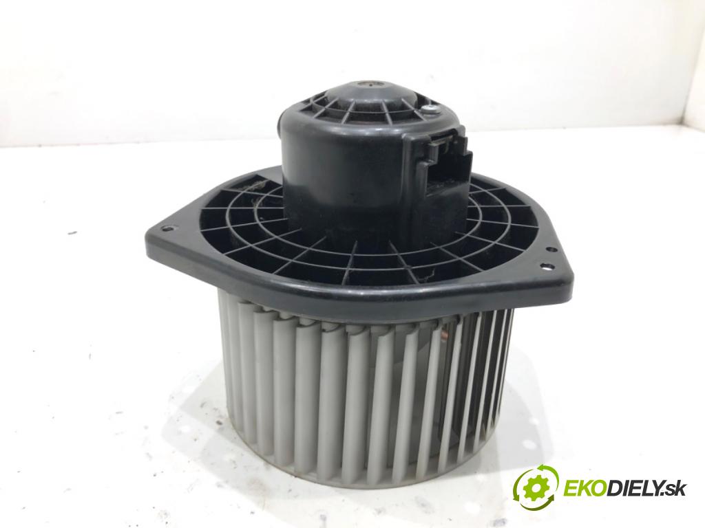 SUZUKI GRAND VITARA II samochód terenowy zamknięty 2006 95 kW 1.9 DDiS Napęd na wszystkie koła (JT419, TD44, JB419WD,... 1870 ventilátor kúrenia CSA431D237