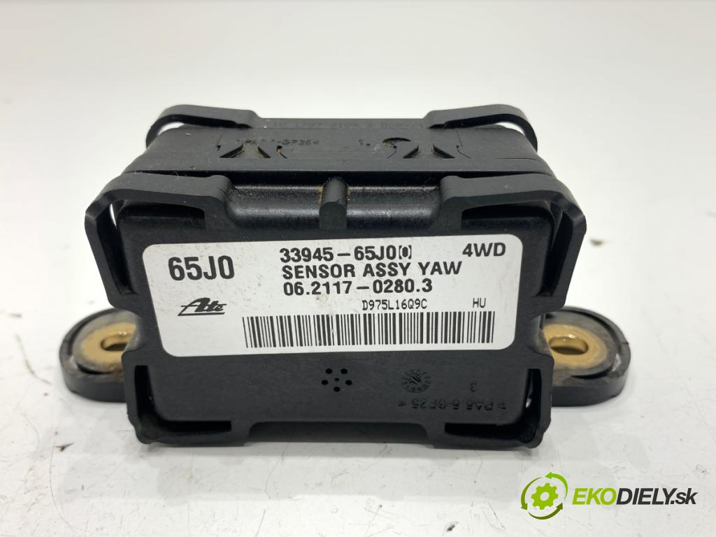 SUZUKI GRAND VITARA II samochód terenowy zamknięty 2006 95 kW 1.9 DDiS Napęd na wszystkie koła (JT419, TD44, JB419WD,... 1870 Snímač ESP 33945-65J00