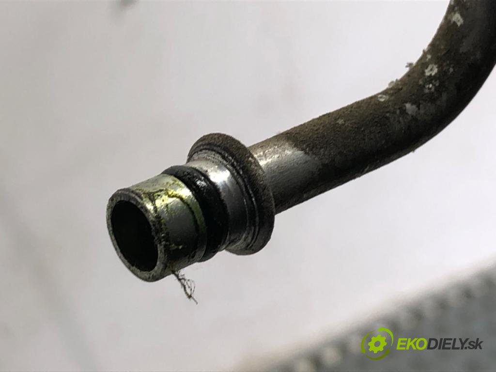 SUZUKI GRAND VITARA II samochód terenowy zamknięty 2006 95 kW 1.9 DDiS Napęd na wszystkie koła (JT419, TD44, JB419WD,... 1870 rúrka klimatizácie  (Rúrka klimatizácie)