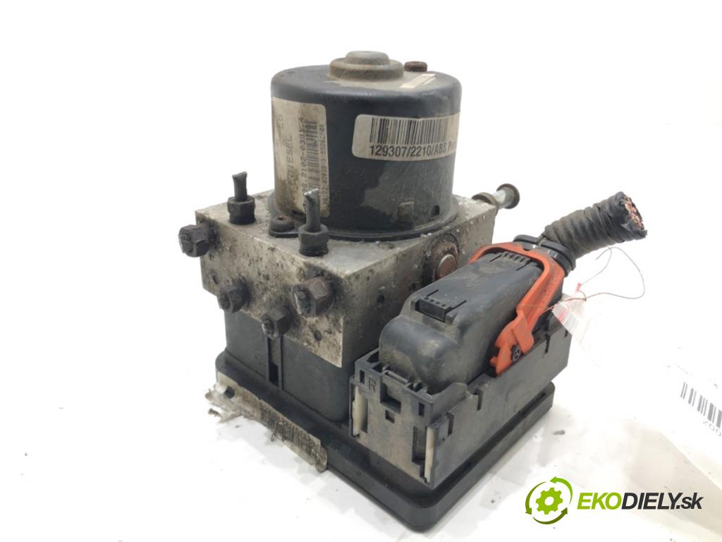 SUZUKI GRAND VITARA II samochód terenowy zamknięty 2006 95 kW 1.9 DDiS Napęd na wszystkie koła (JT419, TD44, JB419WD,... 1870 Pumpa ABS 65J6 (Pumpa ABS)