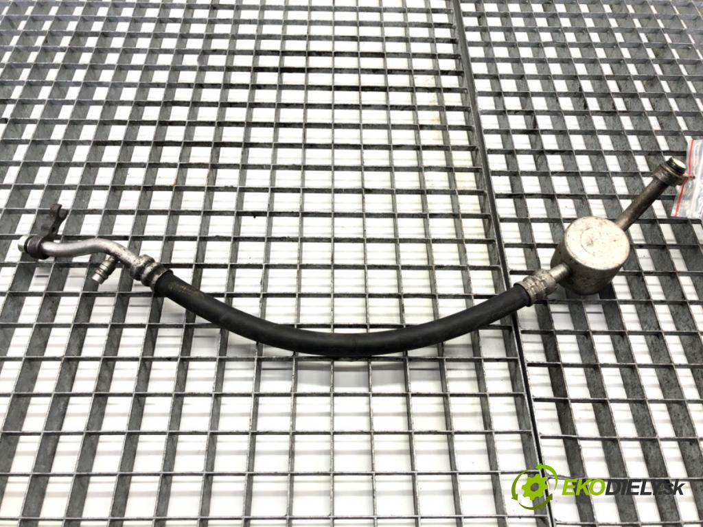 SUZUKI GRAND VITARA II samochód terenowy zamknięty 2006 95 kW 1.9 DDiS Napęd na wszystkie koła (JT419, TD44, JB419WD,... 1870 rúrka klimatizace  (Trubka klimatizace)