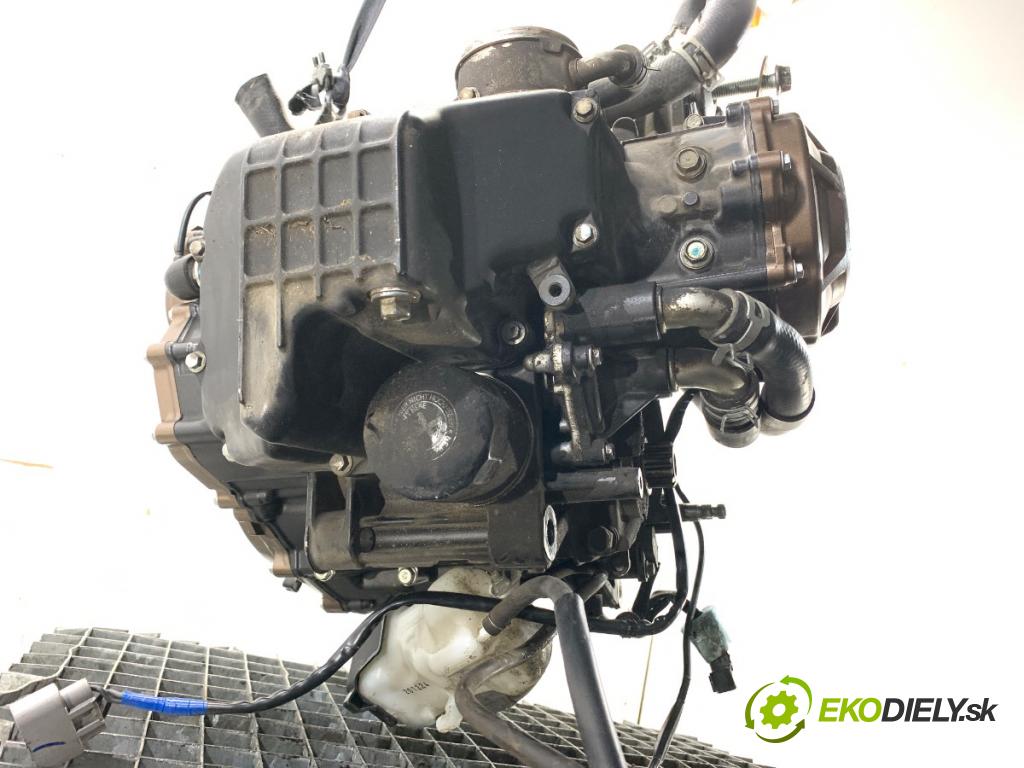 HONDA CB650RA  2024 34 kW 650 CM3 34kW 46KM (2014 - 650 motor RH15E (Motor)