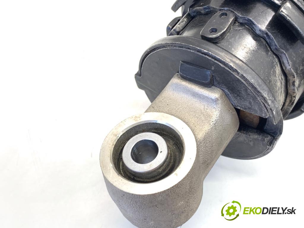 HONDA CB650RA  2024 34 kW 650 CM3 34kW 46KM (2014 - 650 tlumič zadní část