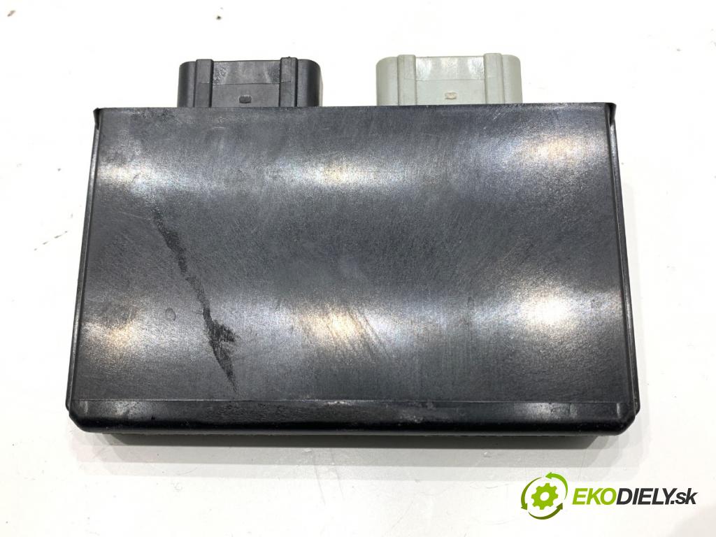 HONDA CB650RA  2024 34 kW 650 CM3 34kW 46KM (2014 - 650 riadiaca jednotka Motor 38770-MKY-E22 (Riadiaca jednotka)