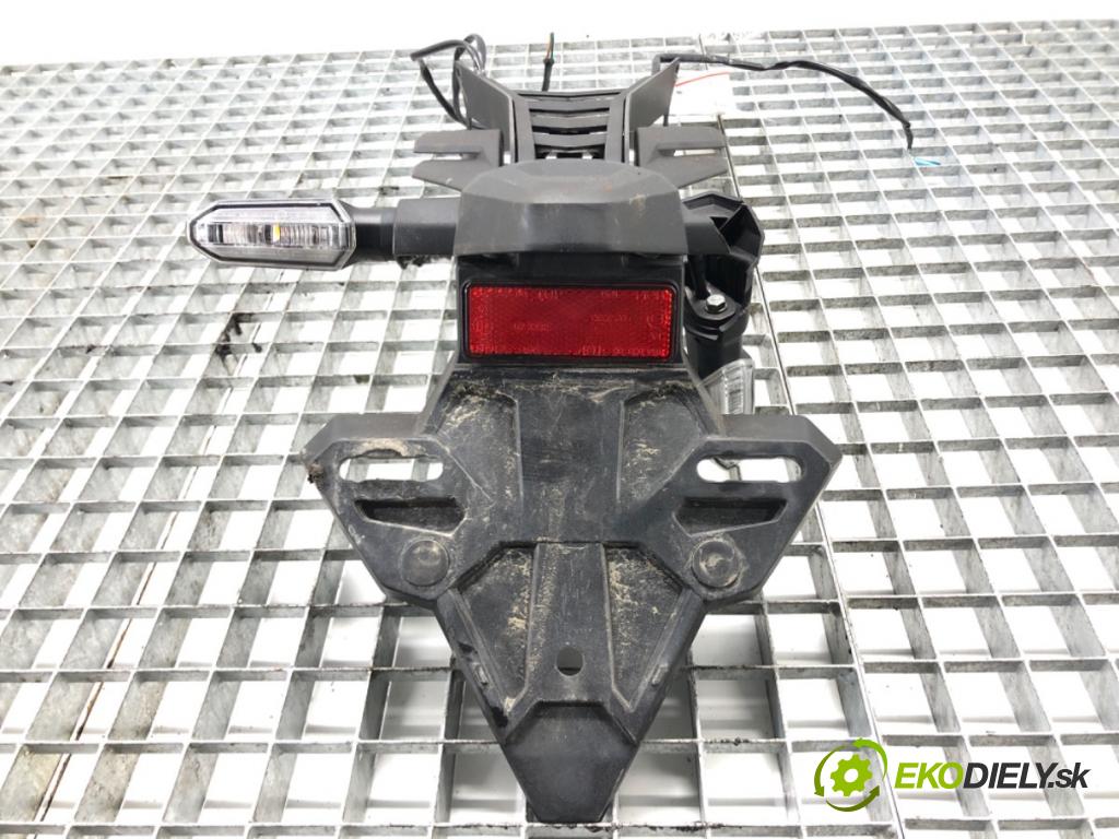 HONDA CB650RA 2024 34 kW 650 CM3 34kW 46KM (2014 - 650 Výstuha zad 80101-MKY-D500 80161-MKY-D500