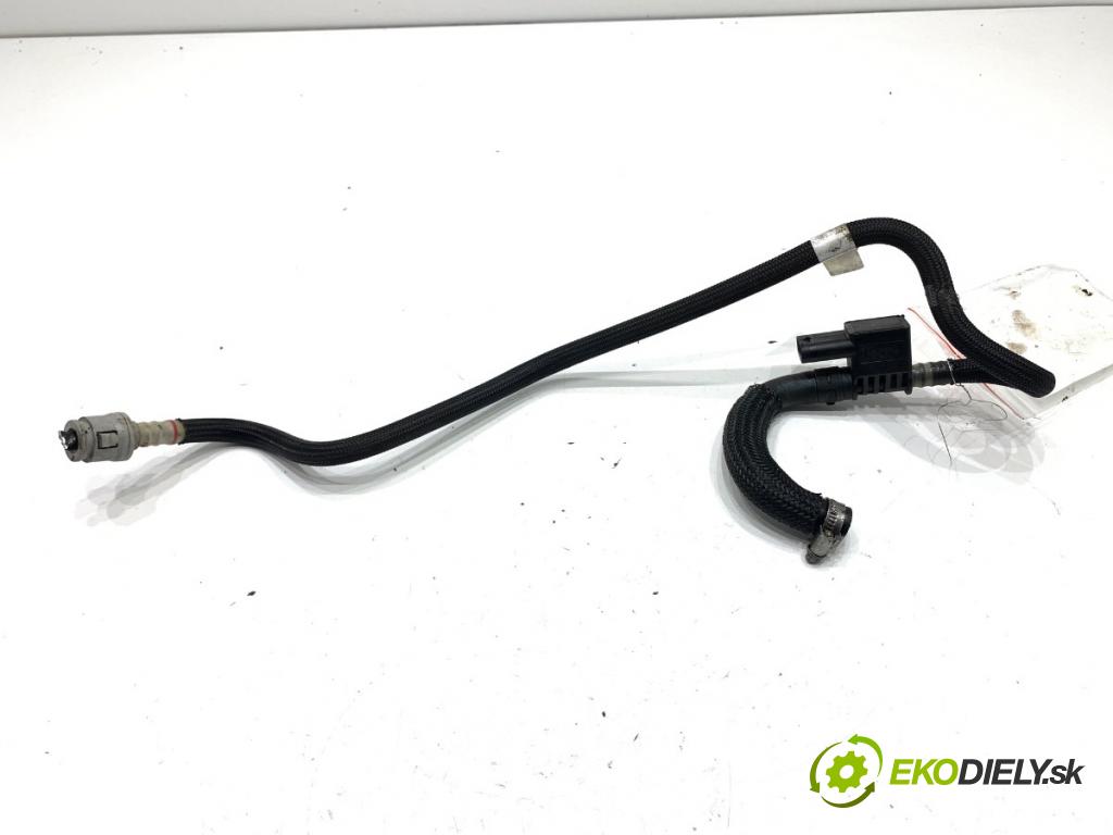 BMW F07 liftback 2013 135 kW 520 d 1995 Rúrka PALIVO: 78022439
