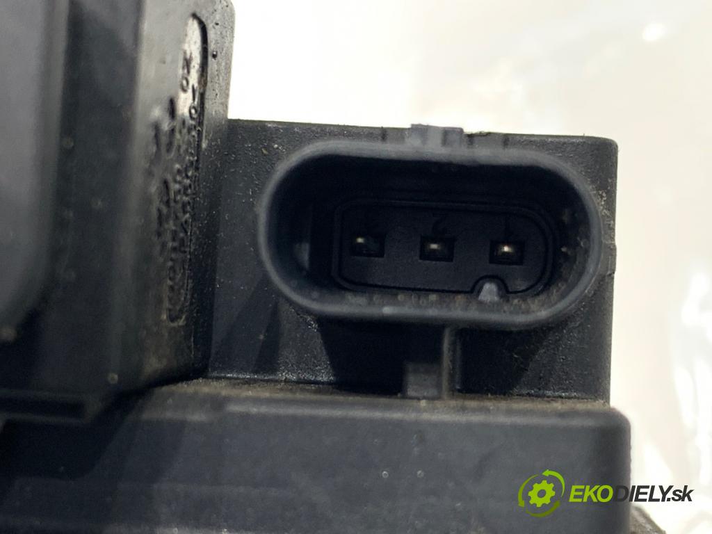 BMW F07 liftback 2013 135 kW 520 d 1995 relé sviečok žhavenia 857008702 (Relé)