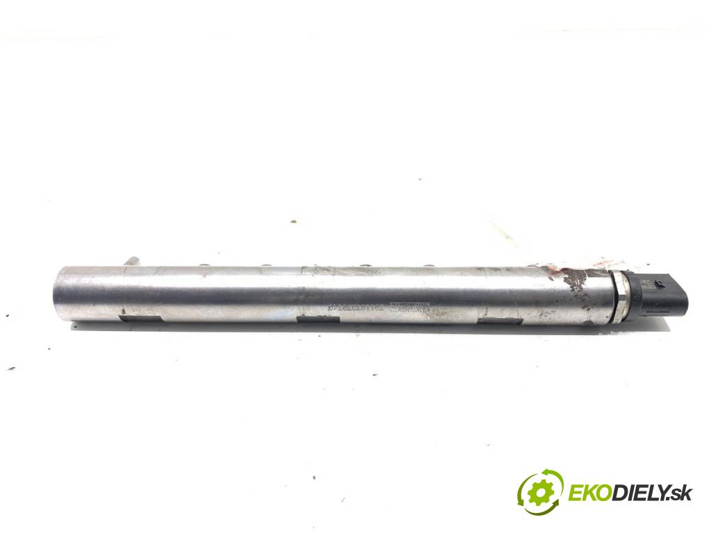 BMW F07 liftback 2013 135 kW 520 d 1995 Lišta vstrekovacia 0445214183 (Vstrekovacia lišta)