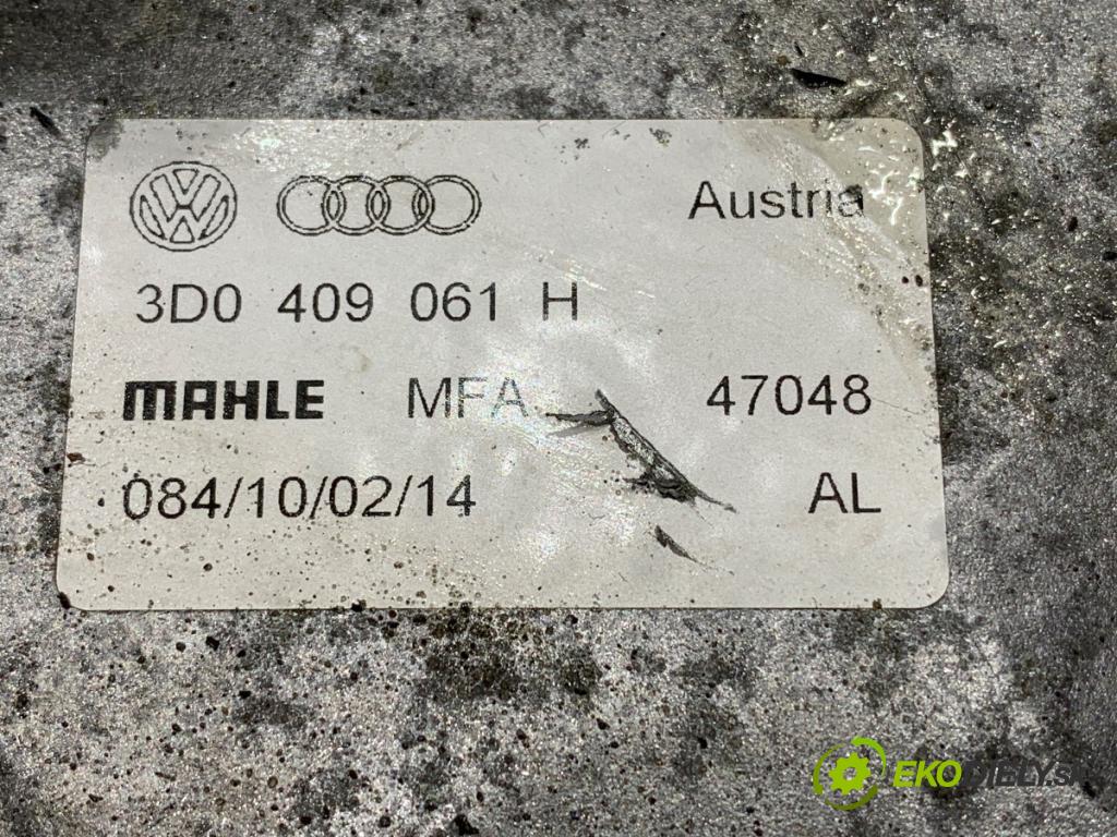 VW PHAETON sedan 2014 176 kW 3.0 V6 TDI 4motion 2967 Chladič oleja prevodovky 3D0409061H
