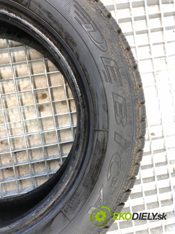 --- ---      PNEUMATIKY: zima 2X 175/70 14" DEBICA
