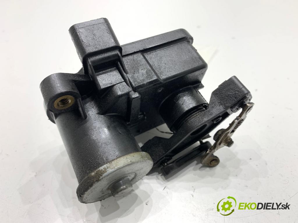 MERCEDES-BENZ GLE SUV 2018 190 kW 350 d 4-matic (166.024) 2987 Nastavovač zvod, potrubie A6421500594 (Motorček ostatné)