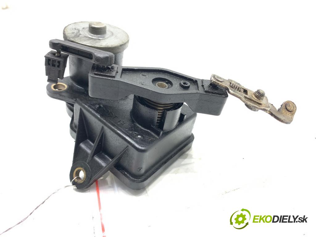 MERCEDES-BENZ GLE SUV 2018 190 kW 350 d 4-matic (166.024) 2987 Nastavovač zvod, potrubie A6421500594 (Motorček ostatné)