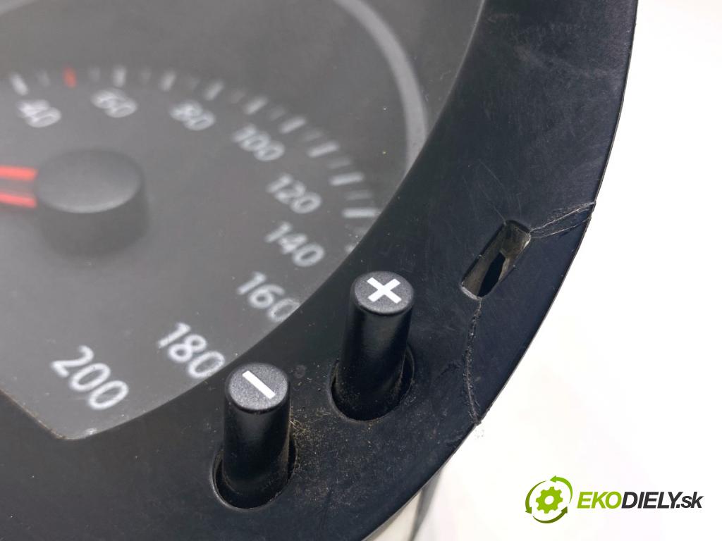 VW CARFTER 30 35 Autobus 2010 120 kW 2.5 TDI 2461 Prístrojovka 9069001000 A9069011800 (Prístrojová doska)