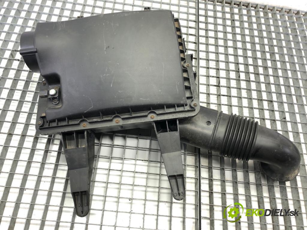 VW CARFTER 30 35 Autobus 2010 120 kW 2.5 TDI 2461 Obal filtra vzduchu 9065280106 (Obal vzduchového filtra)