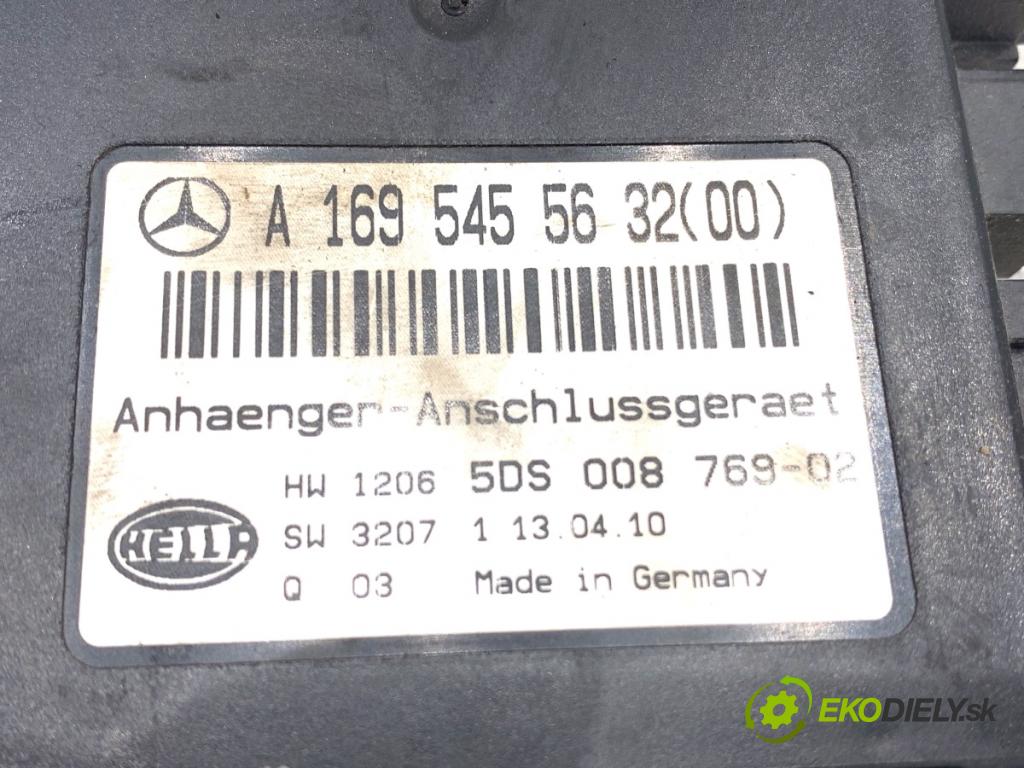 VW CARFTER 30 35 Autobus 2010 120 kW 2.5 TDI 2461 Modul ťažného oka A1695455632 (Riadiaca jednotka ostatné)