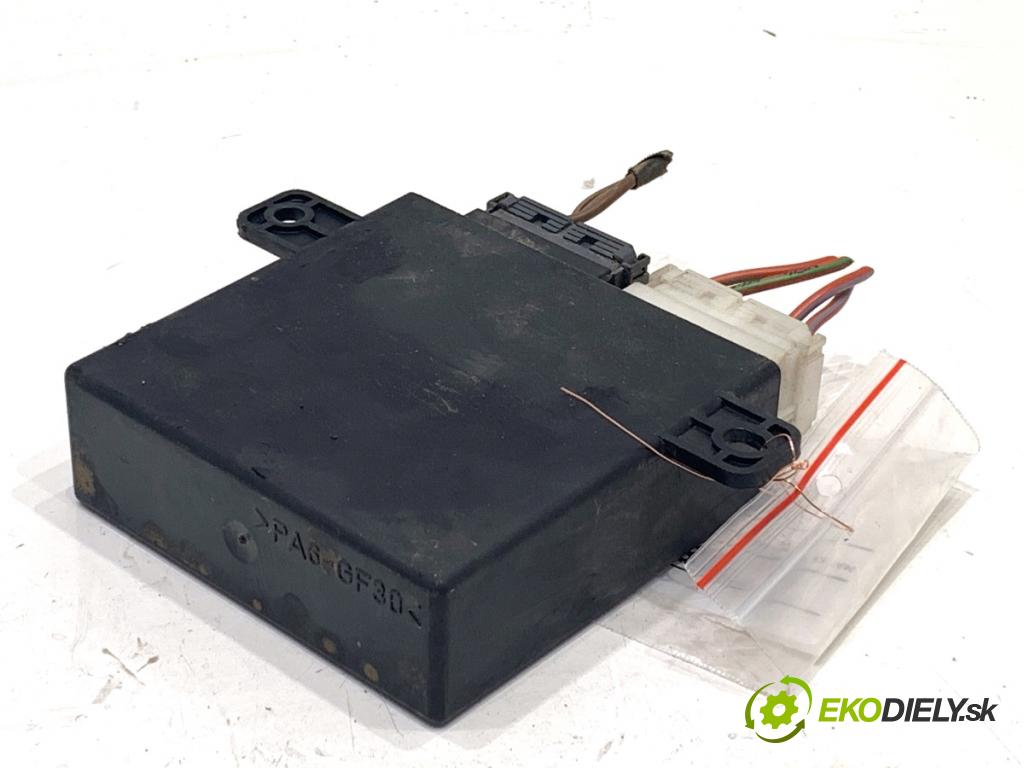 VW CARFTER 30 35 Autobus 2010 120 kW 2.5 TDI 2461 Modul PDC 9064460446 (Riadiaca jednotka ostatné)