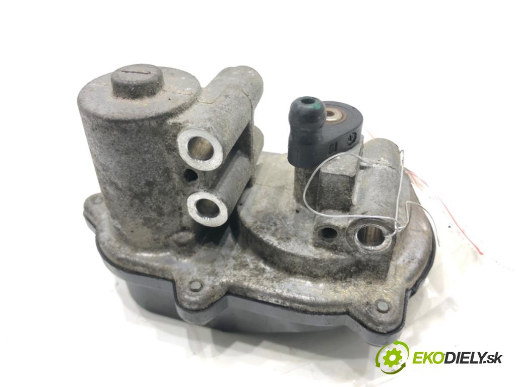 AUDI A8 D4 sedan 2011 258 kW 4.2 TDI quattro 4134 Nastavovač zvod, potrubie 059129086L (Motorček ostatné)