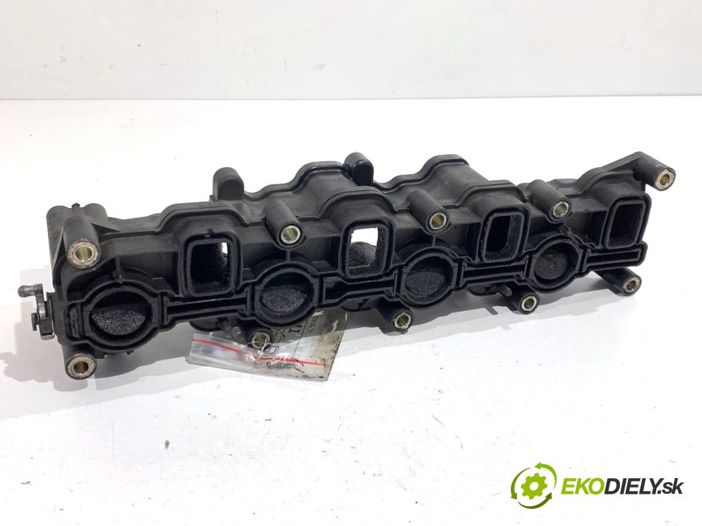 AUDI A8 D4 sedan 2011 258 kW 4.2 TDI quattro 4134 Potrubie sacie, sanie 057129711AK (Sacie potrubie)